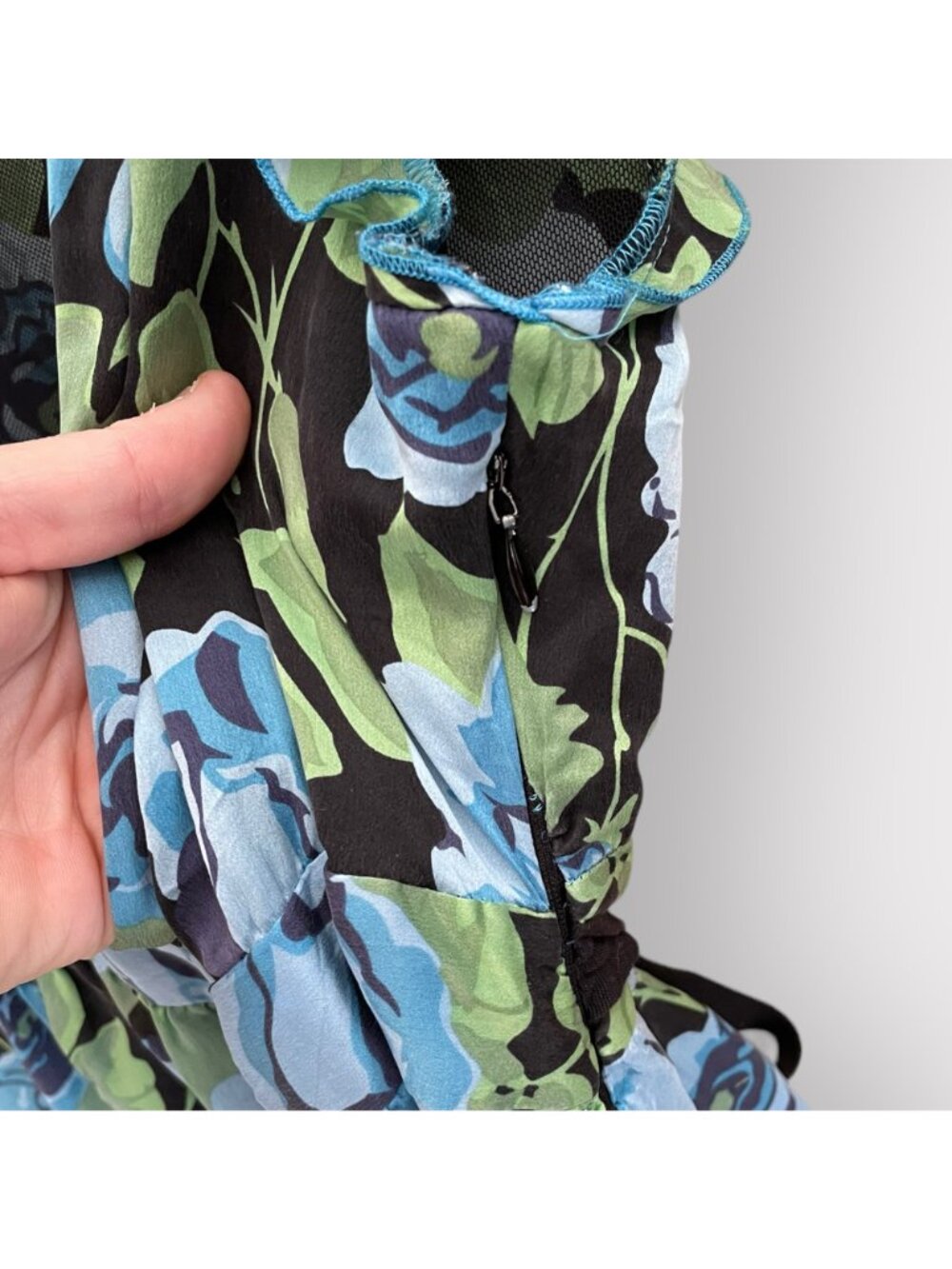Free People Size 4 Blue Floral Silk Flutter Sleeve V-Neck Coquette Mini Dress - Picture 6 of 11